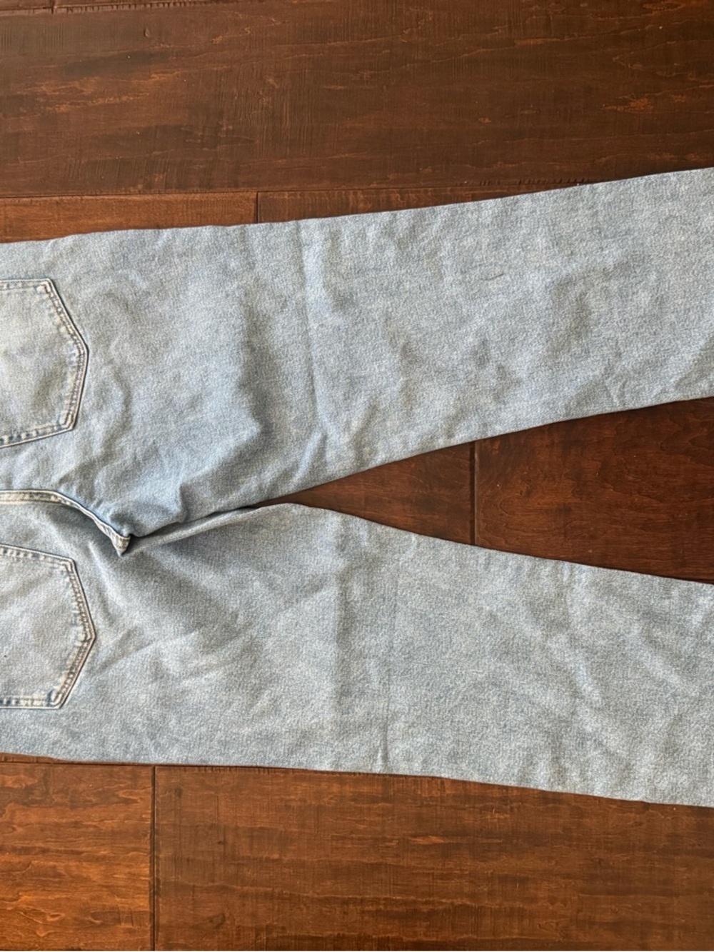 NWT J.Crew Factory Essential Straight Jean in All-Day Stretch
Women's Size 30T - Picture 5 of 5
